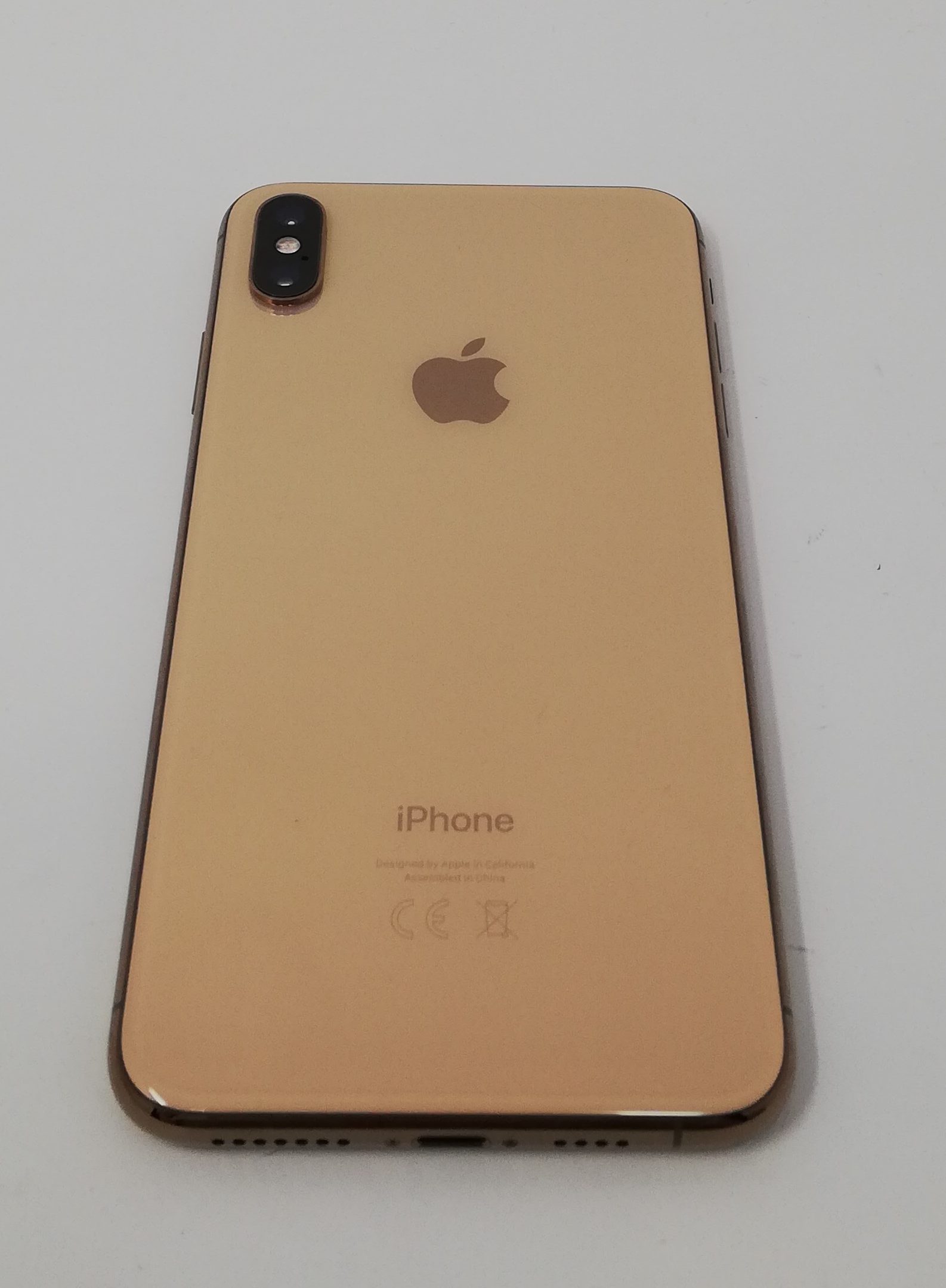 Iphone xs max 256gb gold как новый